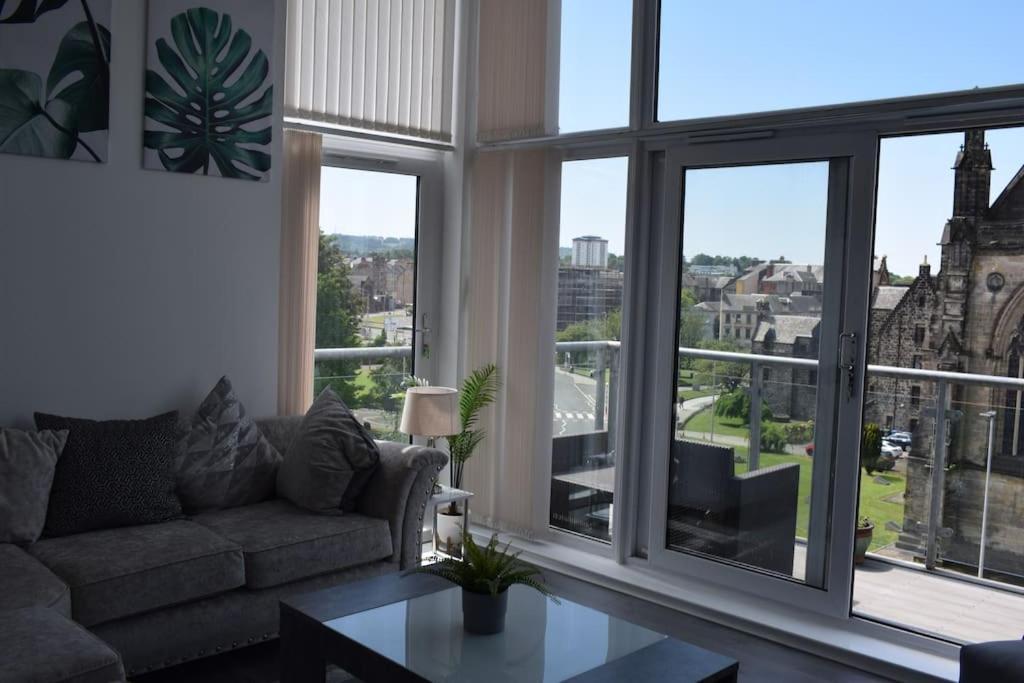 The Paisley Penthouse - Abbey View Apartman Kültér fotó
